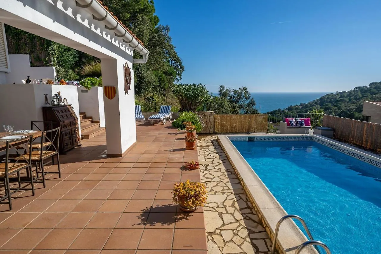 Villa Alpago Lux, Impresionantes Vistas Tossa de Mar